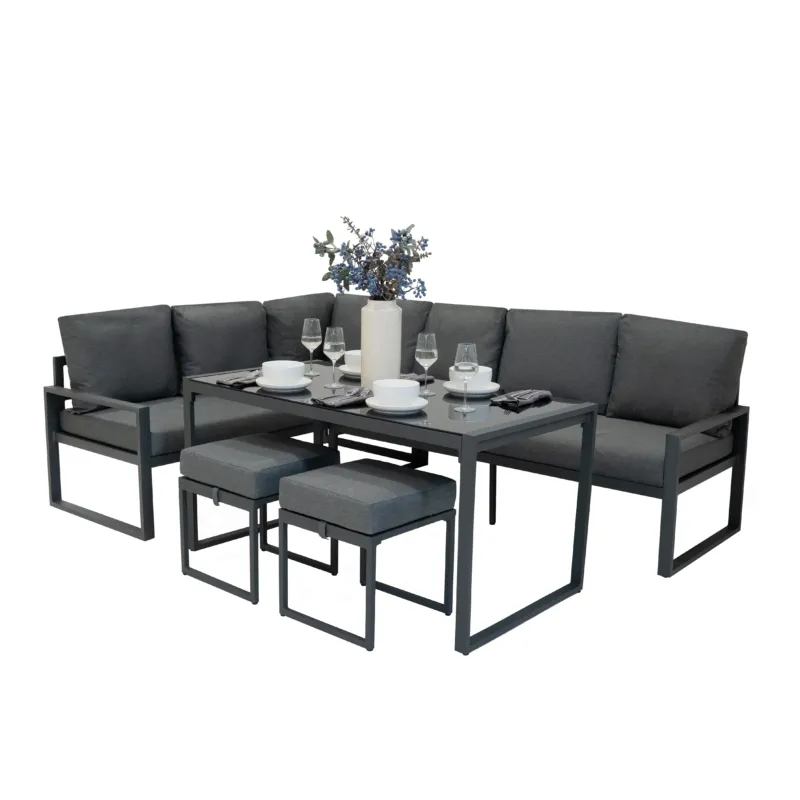 Fünfteiliges Ecksofa-Set in Anthrazitgrau mit weichen Kissen, eleganten Metallrahmen und einem modernen Tisch, perfekt für stilvolle Außenbereiche