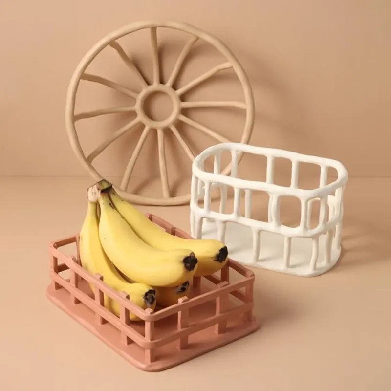 Nordic Creative Resin Hollow Fruit Trays - Image 0