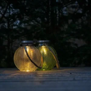 Laterne mit Solarzellen – Nancy clear
