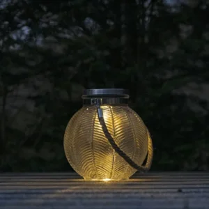 Lanterne med solceller i klar glas - VIAMAJA.DK