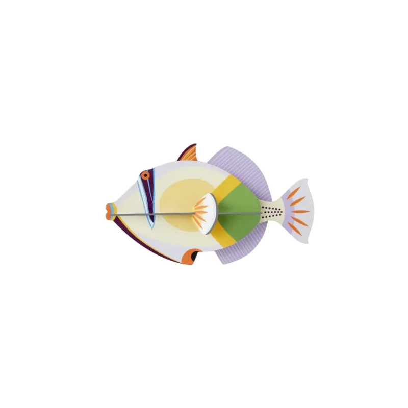 picasso drückerfisch in bunten Farben, pastell farbgebung, 3D Fisch aus Karton